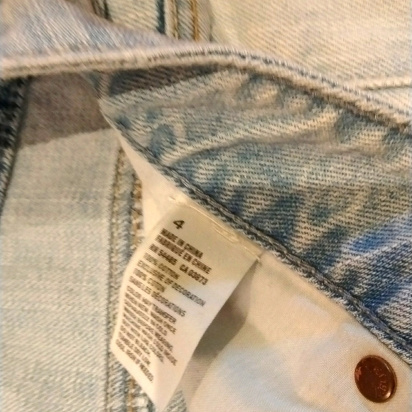 AMERICAN EAGLE-High Rise Distressed Cut Off Exposed Pockets Festival Shorts sz 4 - Picture 4 of 5